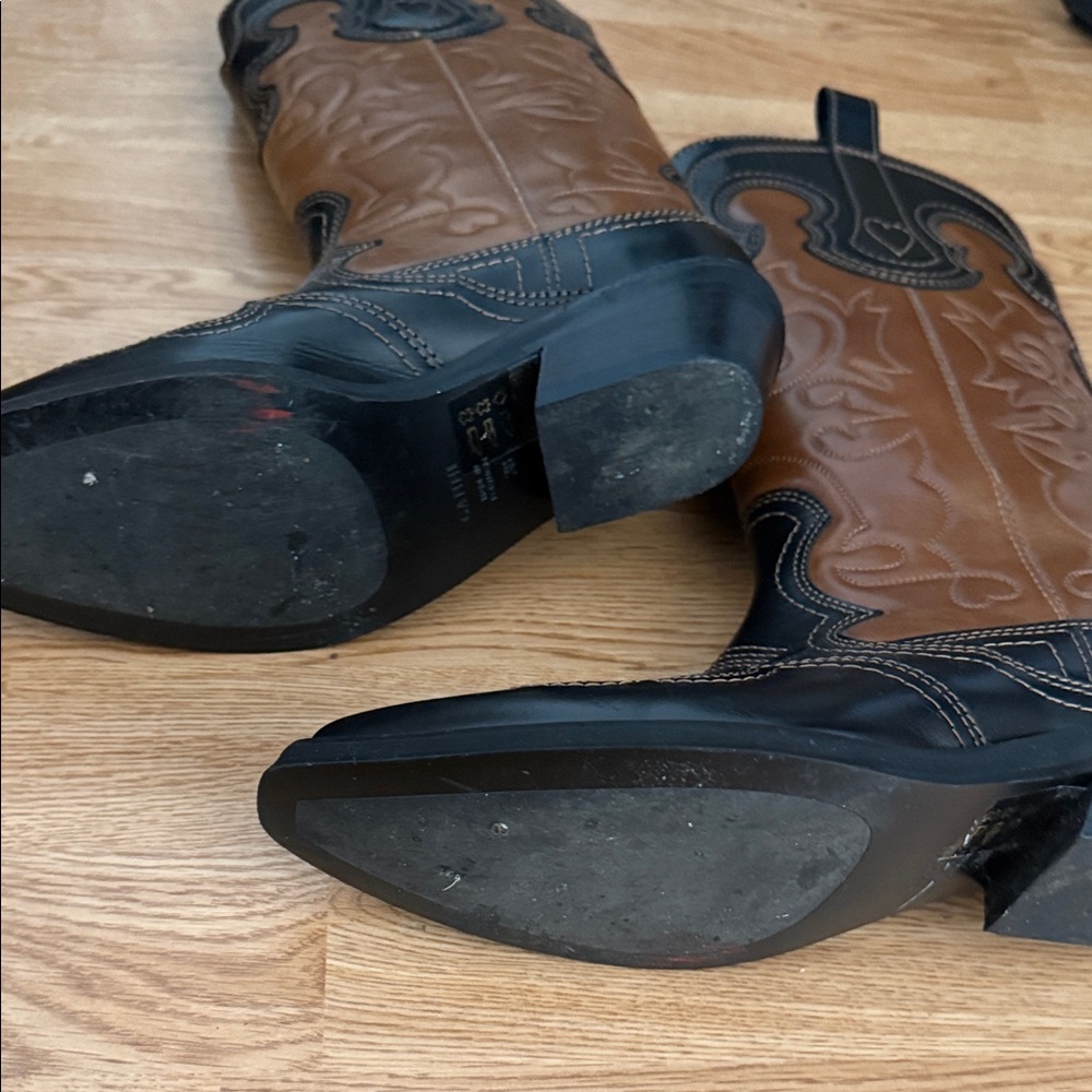 Ganni Black and Brown Cowboy boot - Picture 3 of 3